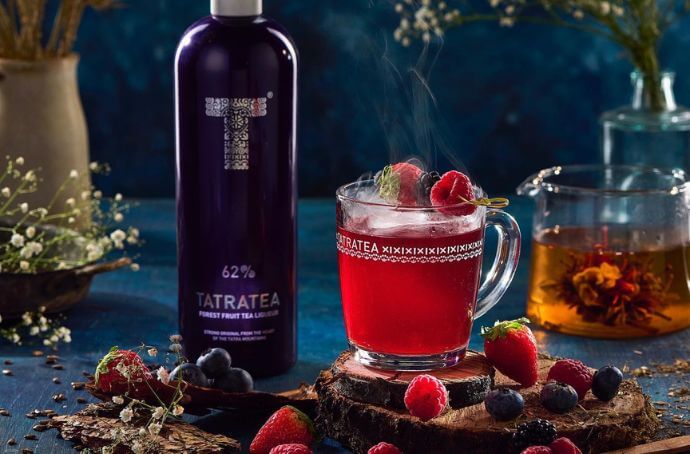 TATRATEA FOREST FRUIT TEA 62% LIKIER 0,7L